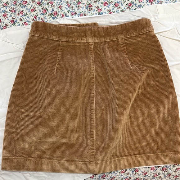 Wilfred Free Kareem Skirt - Picture 4 of 4